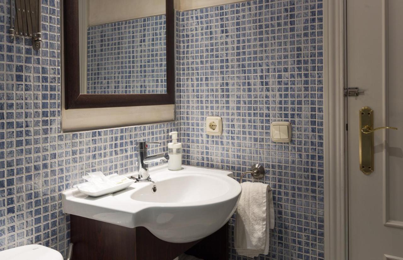 Altamira Apartment Seville